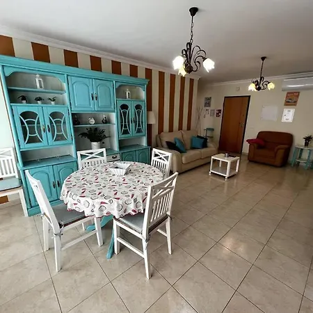 T1s - Center Lejlighed *